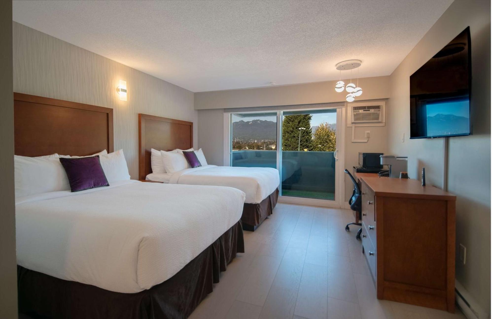 Coast Metro Vancouver Hotel Burnaby Exterior foto